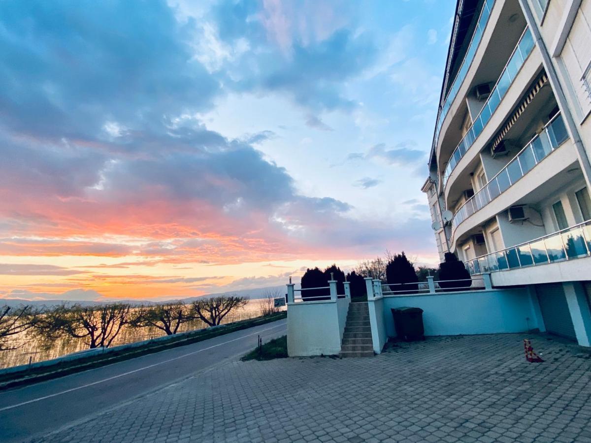 Aqua Blue Lakeview Apartment Ohrid Peštani Екстериор снимка